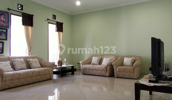 Well-Maintained Fully Furnished House Ready to Use