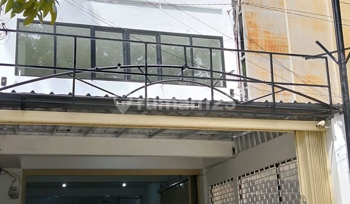 Three-Story Shop House on Main Road, Sayap Lengkong Three-Story Shop House on Main Road, Sayap Lengkong