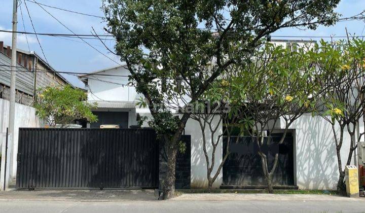 Dijual Gudang percetakan strategis  di pedurungan  2