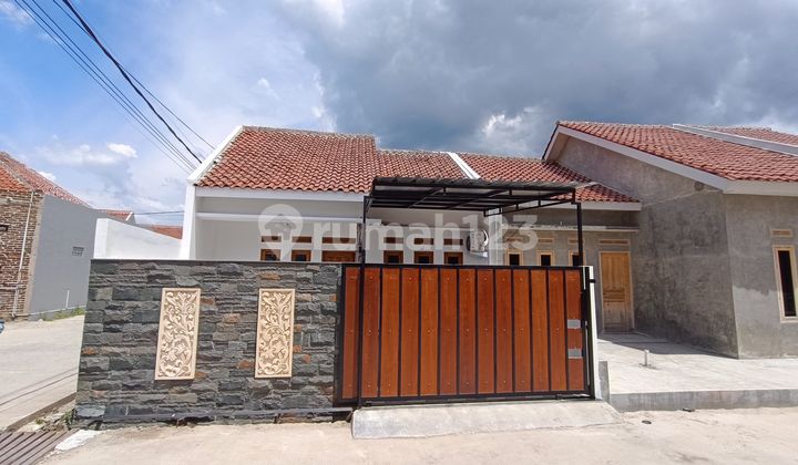 Affordable Houses in Bandung Near Batu Toll & Telkom University