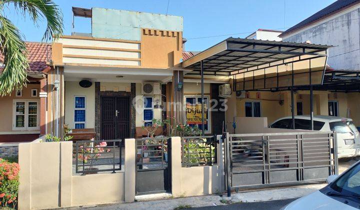 Rumah cantik minimalis siap huni di Puri Legenda 2