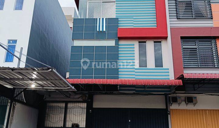 Dijual Ruko Baloi Hook di jalan utama 1