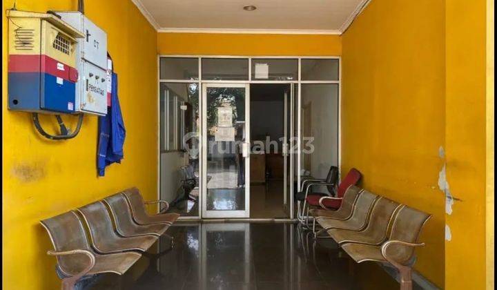 Gedung di Meruya Selatan Kembangan Jakarta Barat 3