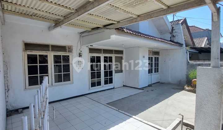 Disewakan Rumah 4 Kamar Harga 40 Juta di Babatan Mukti Surabaya Barat  2
