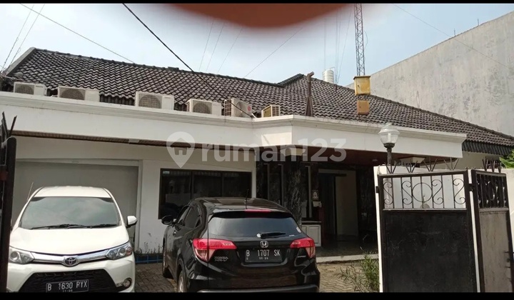Rumah Strategis Selong Kebayoran Baru