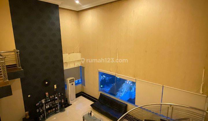 Dijual murah, apartement type penthouse 2 lantai, di Casablanca mansion 1