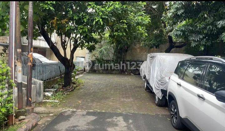 Dijual cepat, rumah nyaman siap huni di taman kedoya baru 1