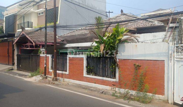 Dijual murah,rumah aman nyaman dan strategis di Cempaka putih 2