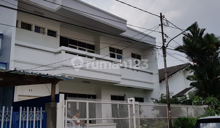 Dijual Rumah Nyaman Siap Huni di Komplek Tosiga Kebon Jeruk Dijual Rumah Nyaman Siap Huni di Komplek Tosiga Kebon Jeruk