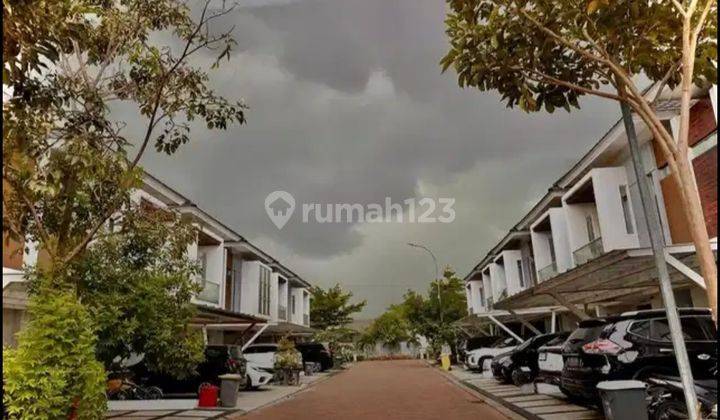 Dijual murah rumah siap huni di riviera at puri Cipondoh  2