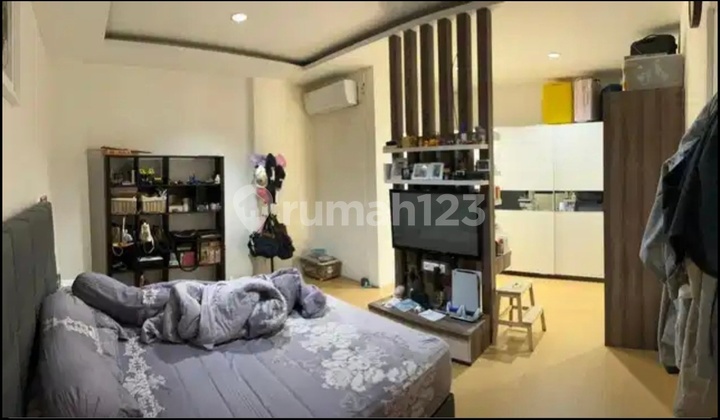 Rumah 3 Lantai City Resort Cengkareng 2