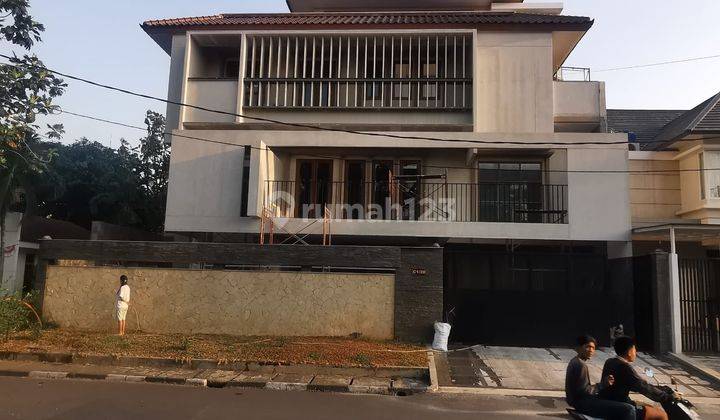 Dijual rumah siap huni di taman vila Meruya kembangan  2