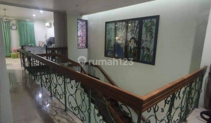 Dijual murah rumah di jl Tosiga kebon jeruk  2