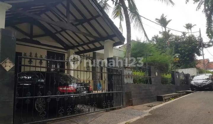 2-Story House Ready to Occupy in Menteng Dalam Tebet