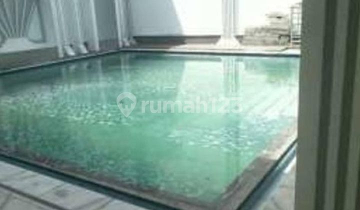 Dijual murah,rumah mewah di Menteng  2