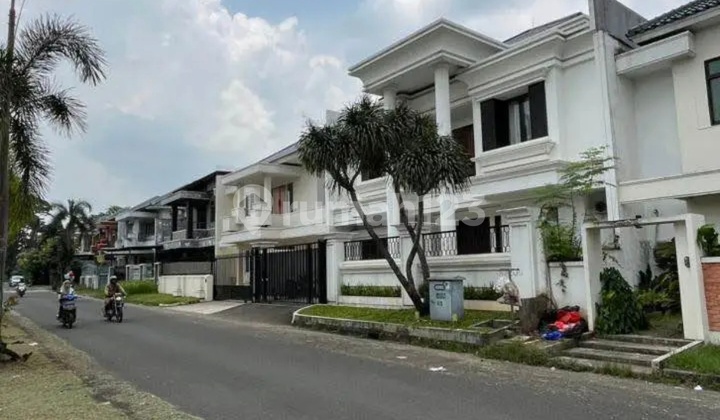 Rumah Taman Golf Cipondoh