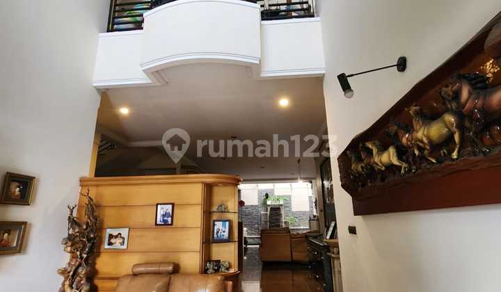 Rumah Mewah Puri Indah 3 Lantai 2