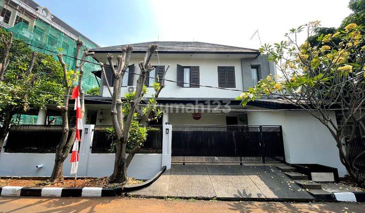 Dijual rumah mewah di perumahan bumi karang indah Lebak bulus 1