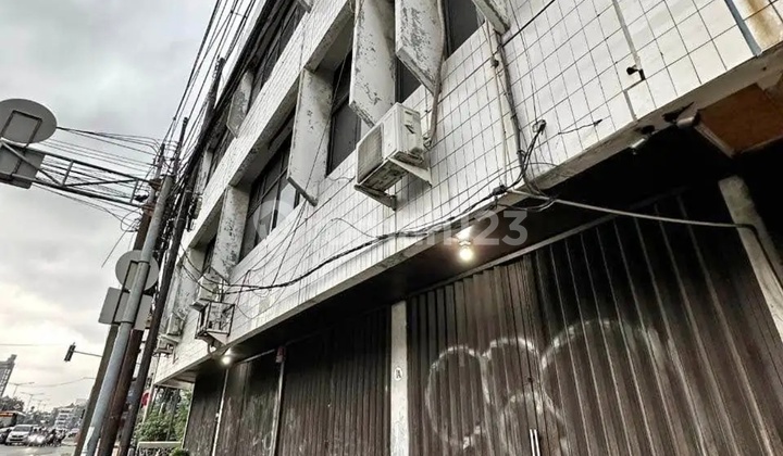 Ruko Gandeng 3 Harmoni Gambir 