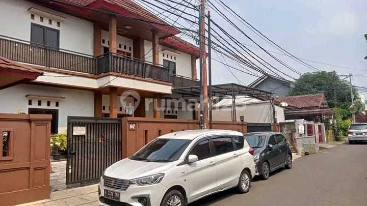 Kostan 23 Kamar Full Huni Utan Kayu Matraman Kostan 23 Kamar Full Huni Utan Kayu Matraman