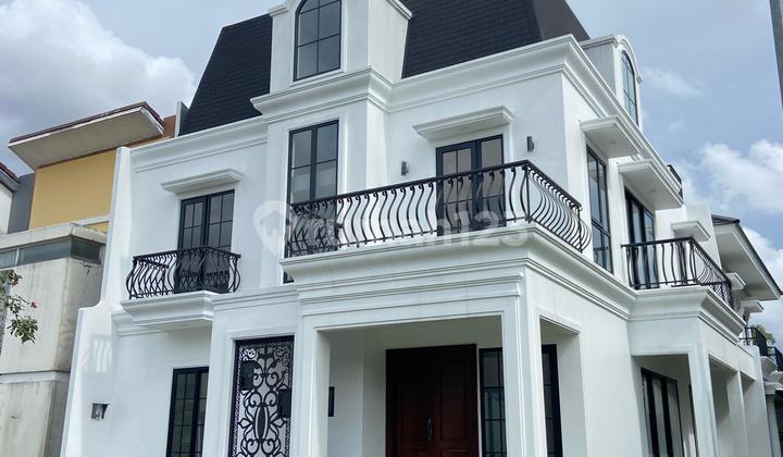 Rumah Mewah Baru 3 Lantai Murah Jarang Ada di Icon B S D