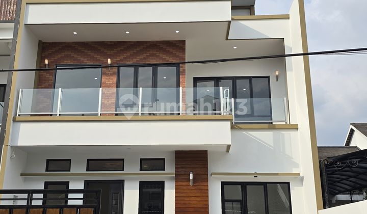 Rumah Siap Huni , Mewah Di Nusaloka Bsd