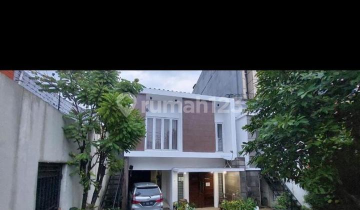 Rumah Hoki Sangat Strategis di Pinggir Jalan Wijaya Kebayoran Baru Jakarta Selatan Rumah Hoki Sangat Strategis di Pinggir Jalan Wijaya Kebayoran Baru Jakarta Selatan