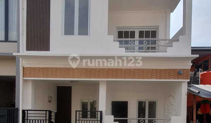 Rumah 2 Lantai Murah Jarang Ada di Poris Indah