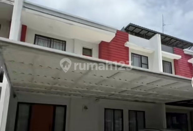 Rumah Mewah Murah di Green Lake City Cipondoh