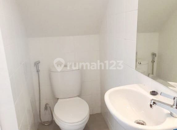 Rumah 2 Lantai Baru Bagus Di Yuthica Bsd 2