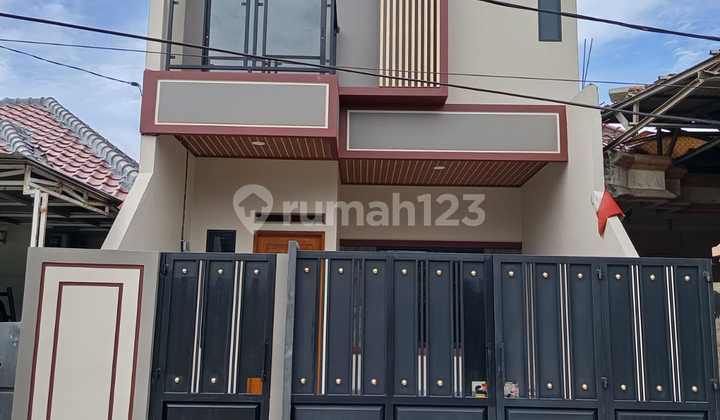 Rumah Baru 2 Lantai di Simprug Poris Tangerang