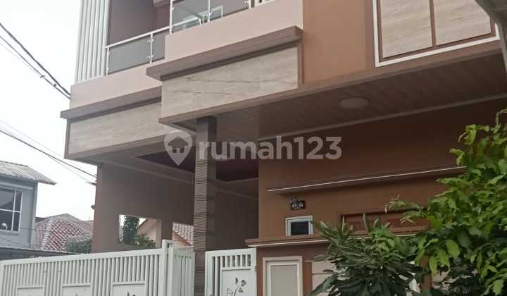 Rumah 2 Lantai Baru , Murah di Simprug Poris Tangerang 2