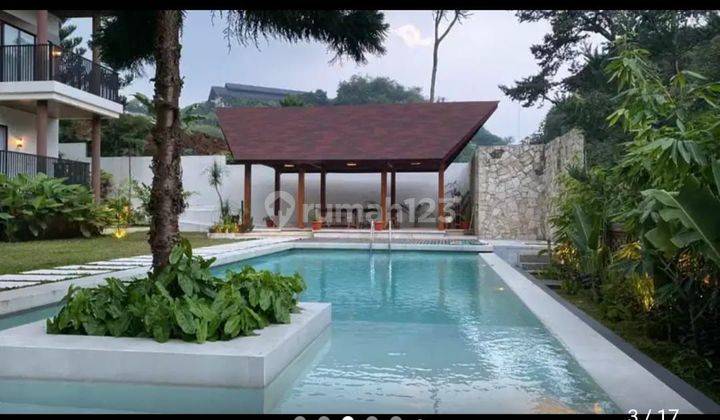 Dijual Villa Mewah di Vimala Hills Gadog Bogor
,
Garasi dan Carport
Ac setiap kamar 
Private Pool
Ketinggian di 600-700 mdpl
40 menit dari Jakarta
Lokasi di depan pintu tol Gadog 
Fasilitas lengkap. 2