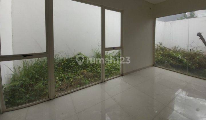 Dijual cepat rumah baru di Sutera Victoria, Alam Sutera. 2