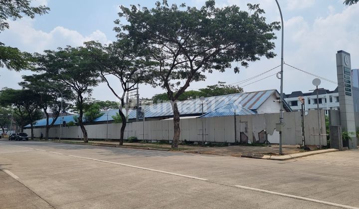 Cheap commercial plot for quick sale in Alam Sutera.
