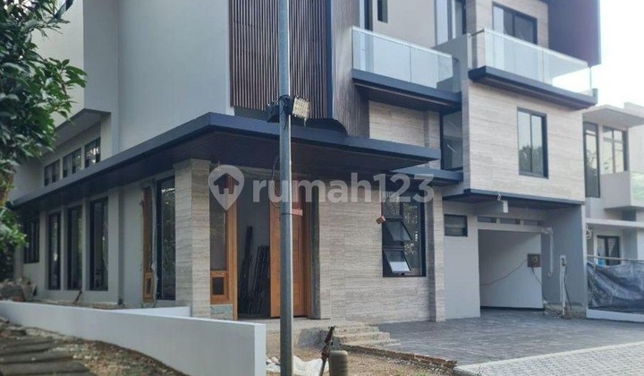 Dijual Rumah Di Foresta Bsd, Rumah Baru Mewah, Bangunan Mandiri Dijual Rumah Di Foresta Bsd, Rumah Baru Mewah, Bangunan Mandiri