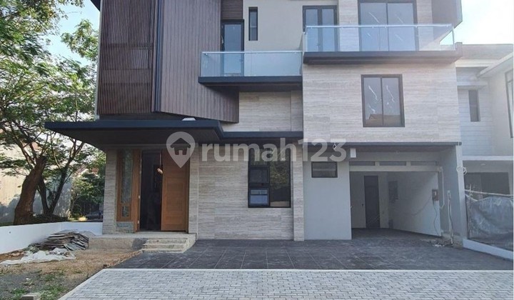 For Sale House In Foresta Bsd, New Luxurious House, Standalone Building 2