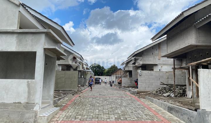 For Sale: Ready-to-Occupy 66/94m2 Type House in a Cluster, Ideal for Newlyweds in Sleman 2