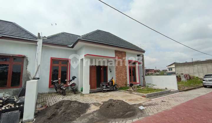 Rumah Siap Huni Dekat Stasiun Klaten Akses Jalan Lebar  5