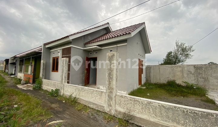 Jual Rumah Minimalis Siap Huni Diklaten Selatan Hanya 300jtan Siap Kpr  2
