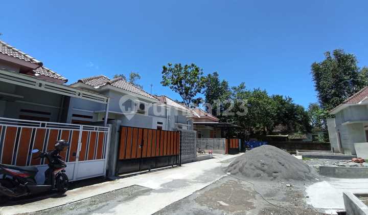 Rumah Minimalis Modern Hanya 295 Jt Dekat Gerbang Toll Prambanan 2