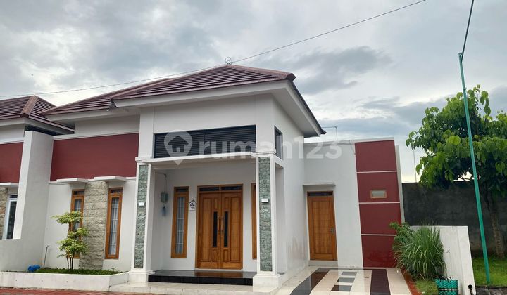 Rumah Siap Huni Minimalis Modern Cocok Untuk Rumah Baru Pasangan Muda Type 45/80 2KT+1KM di Klaten