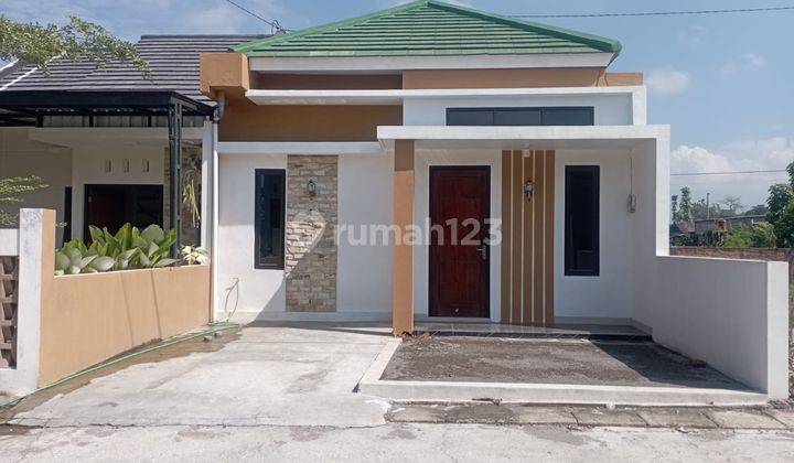 Jual Rumah Minimalis Limasan Sisa 1 Unit Dekat Taman Gergunung Klaten Cuma 300 Jutaan Siap Kpr 1