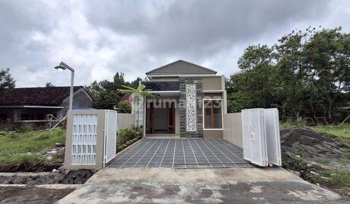 Ready Jual Rumah Siap Huni Modern Limasan Type Luas 70 128m2 Di Sleman 1