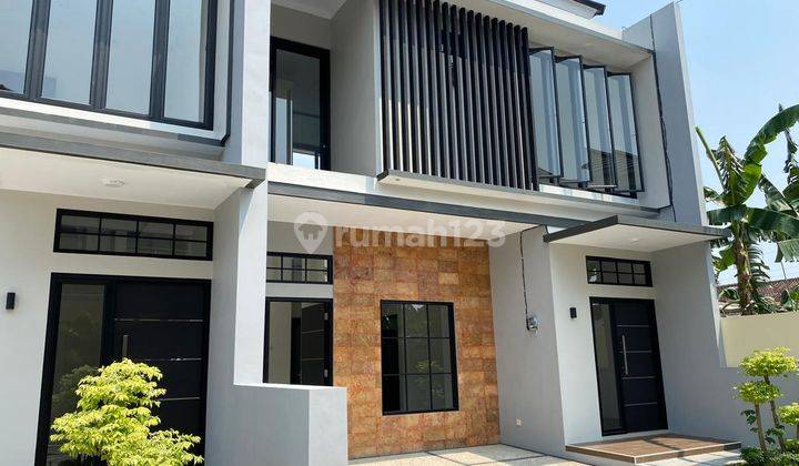 Rumah Megah 2 Lantai, Harga Spesial Akhir Tahun, Dapatkan Cicilan Ringan 2