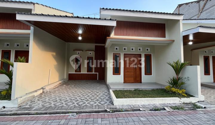 Only 600 Million in Jogja, Ready to Live, 66/94m2, 3BR+2BT in Purwomartani Sleman, KPR Available Only 600 Million in Jogja, Ready to Live, 66/94m2, 3BR+2BT in Purwomartani Sleman, KPR Available