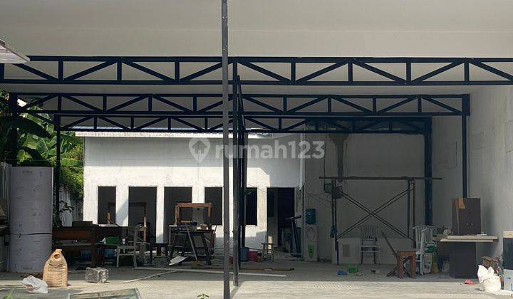 Di Sewakan Ruang Usaha Luas dan Strategis Dekat Kampus Atmajaya 2