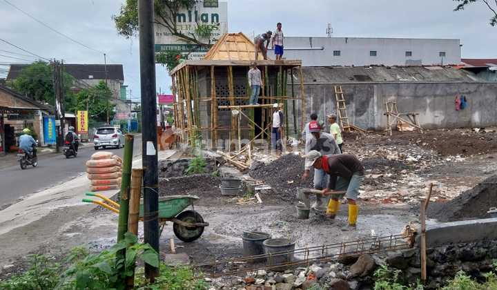 Tanah Pekarangan, Hook, Strategis Area Ramai 1