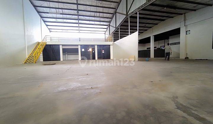 Rumah Kantor Besar dan Parkir Super Luas, Strategis 11