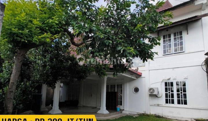 Disewakan Rumah Lokasi Jalan Veteran 1